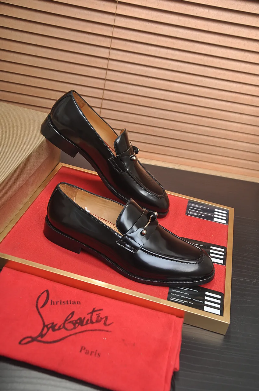 Men's shoes 💰620💶 [Chrstian Loubotin] Red-soled shoes 💋Original mold opening, the highest version on the market, purely handmade ➕Imported cowhide uppers, first-layer water-dyed cowhide lining! Original EU high-gloss outsole. 38 to 45 (45 customized)